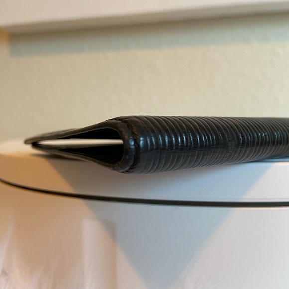 LV EUC EPI Checkbook Holder - Picture 6 of 12